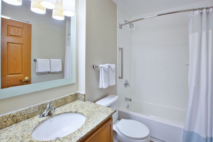 Towneplace Suites by Marriott Brookfield