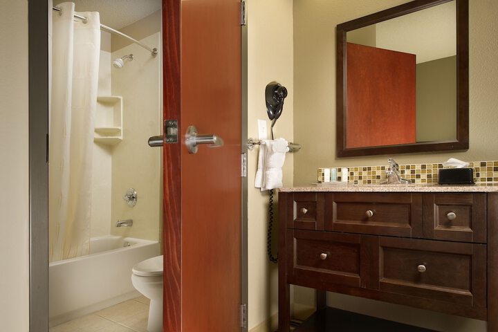 Room 22 of 51