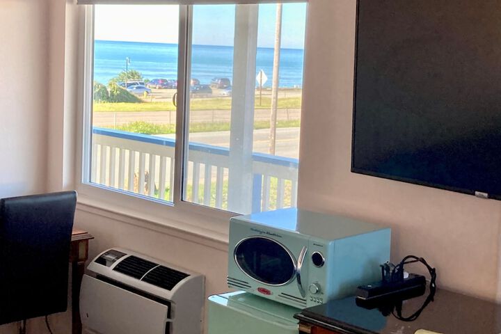 Coast Riders Inn