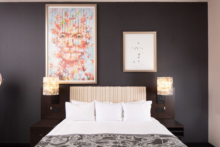 Room 14 of 74