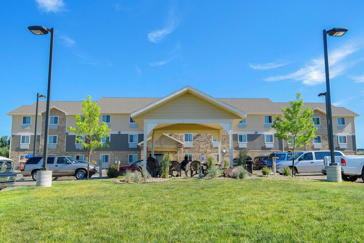 My Place Hotel - Dickinson ND
