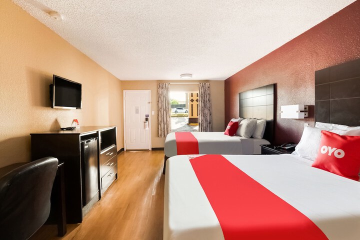 Room 15 of 36