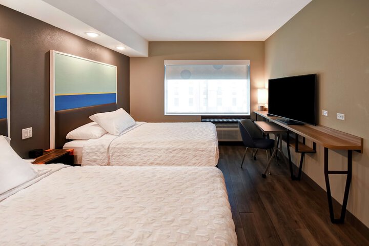 Room 16 of 33