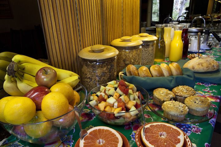 Breakfast/Coffee Service 19 of 31
