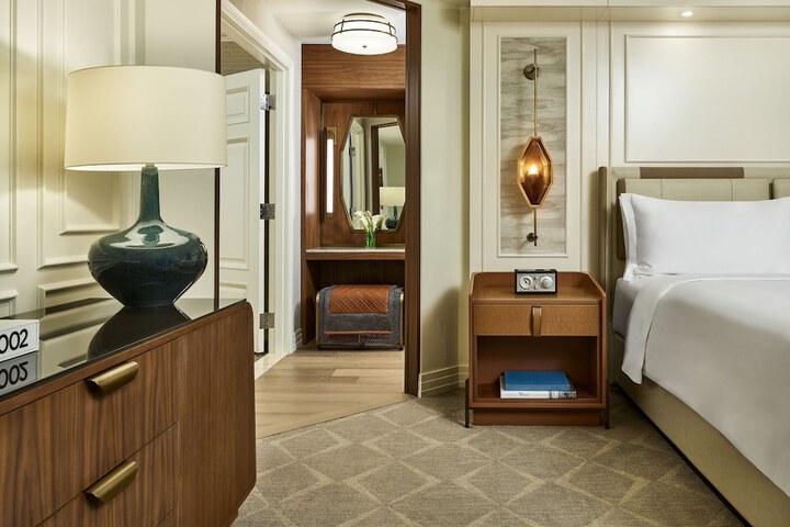 Room 39 of 106