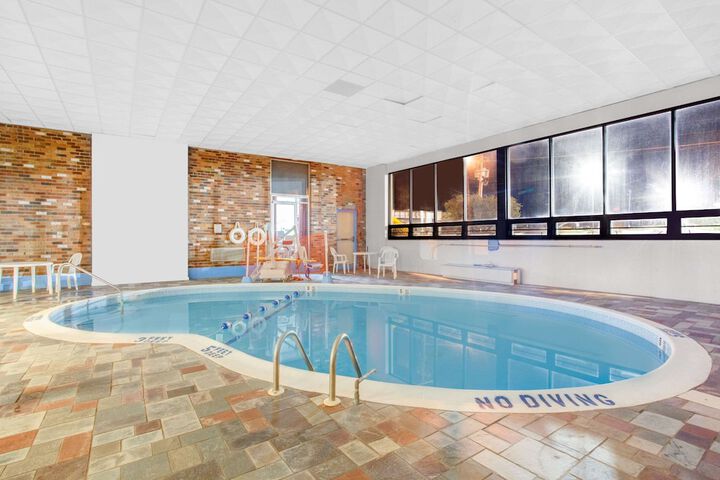 Pool 2 of 21
