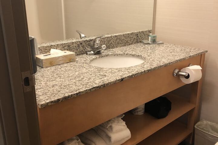 Best Western Grande Prairie Hotel & Suites