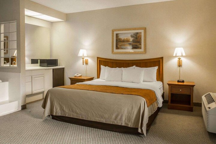 Room 20 of 35