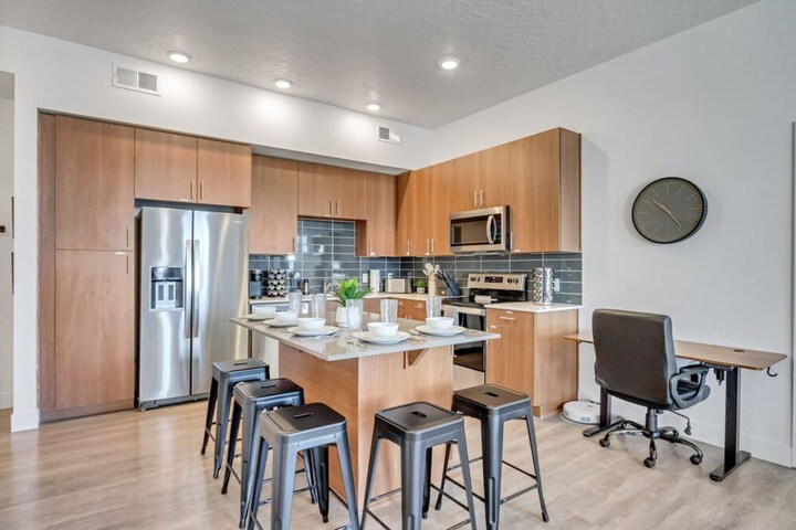 C406 at the Heights by CDH