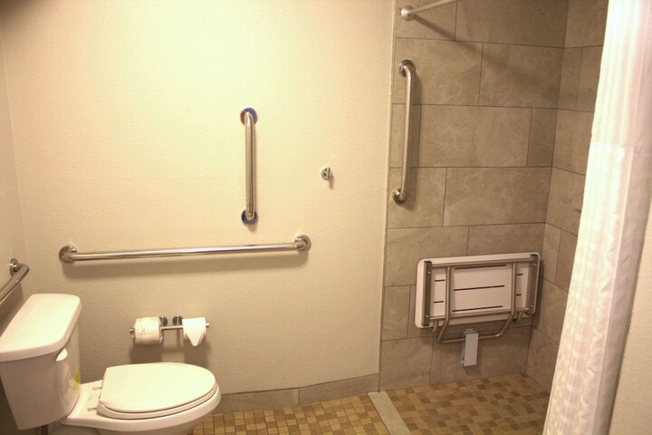 Room 20 of 26