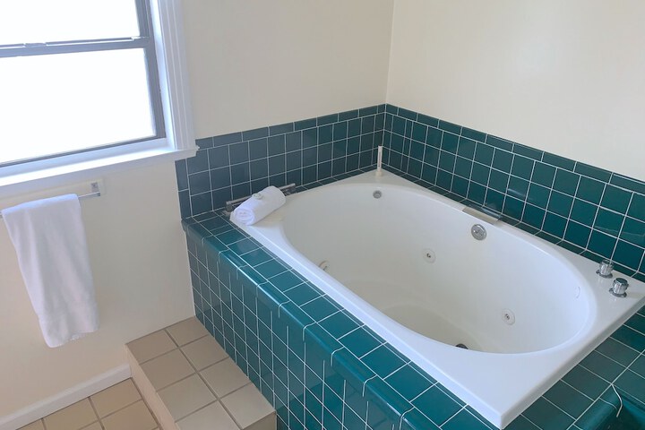 Spa 52 of 59