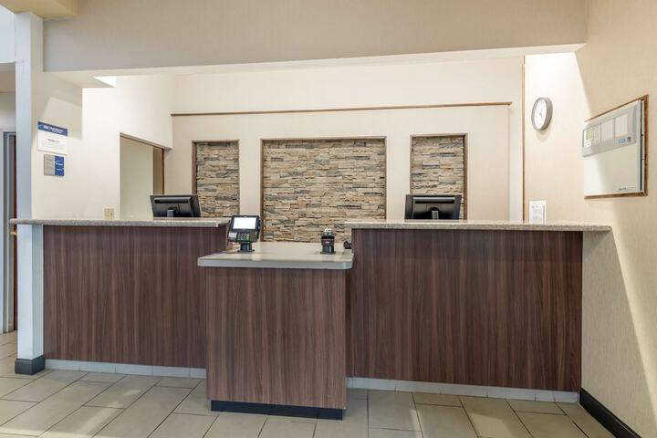 Hotel Interior 10 of 42