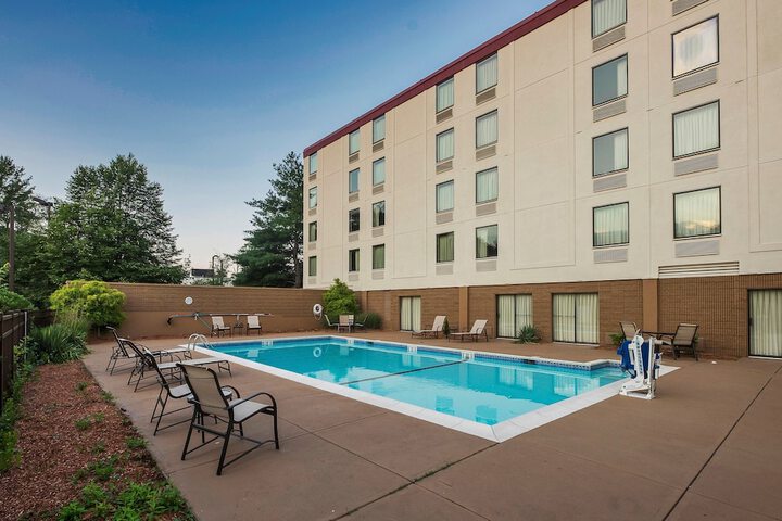 Pool 5 of 46