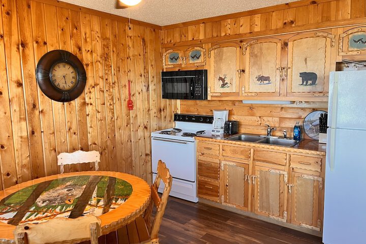 Horseshoe Bay Lodge