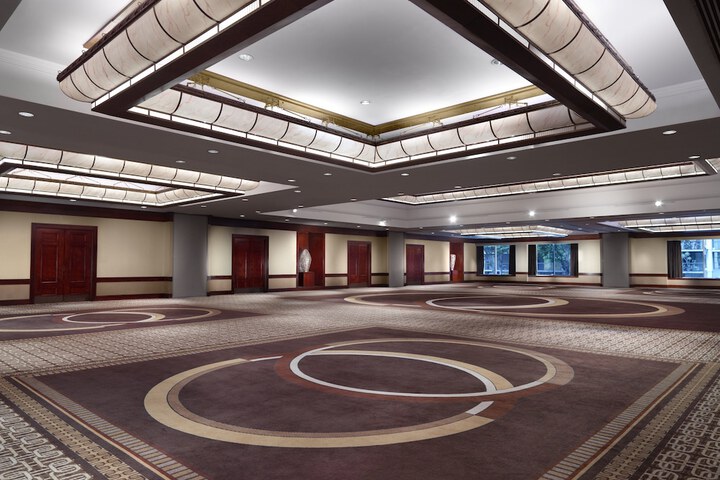 Omni Los Angeles Hotel at California Plaza