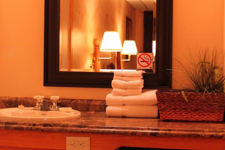 Room 10 of 39