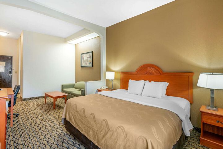 Room 15 of 30