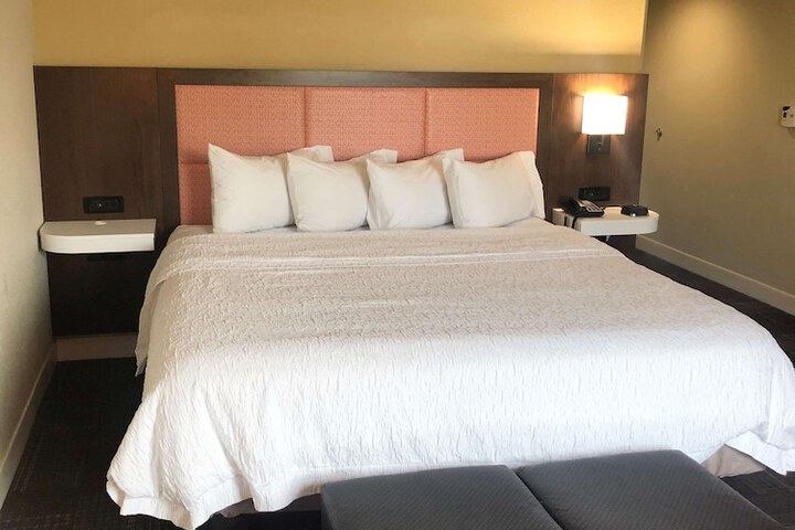 Hampton Inn & Suites Norfolk-Airport