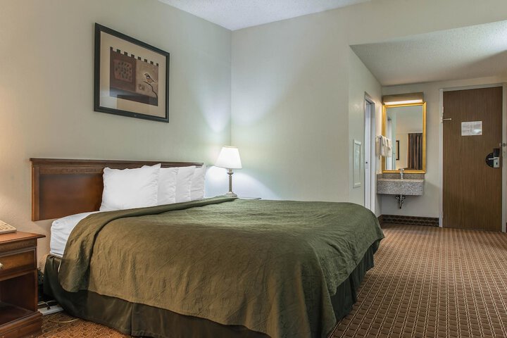 Room 20 of 43