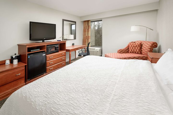 Room 10 of 22