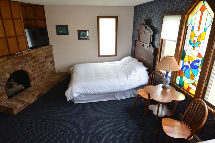 Room 9 of 51