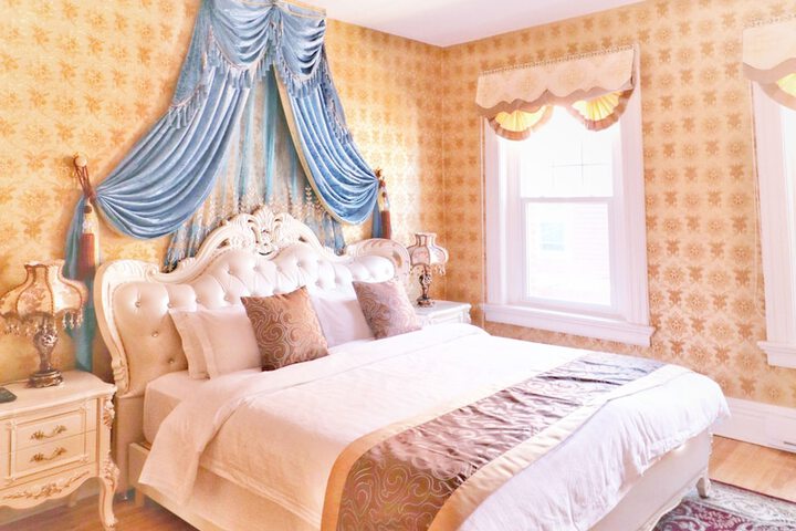 Room 184 of 252