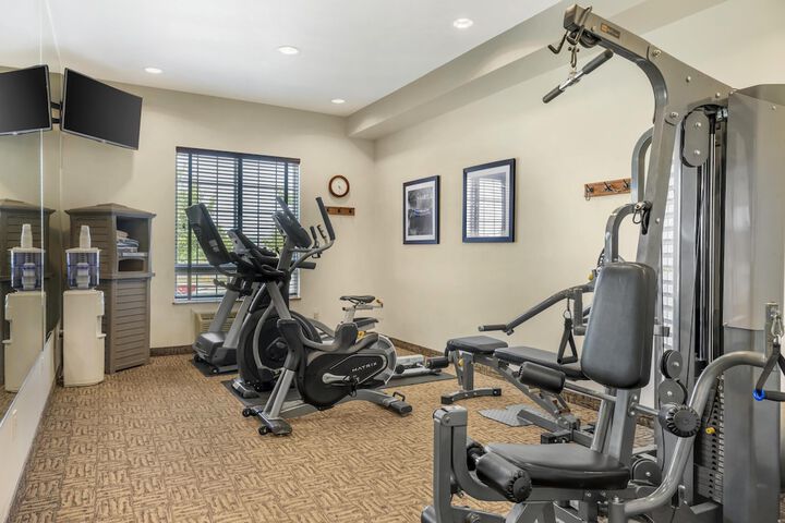 Best Western Plus Saint John Hotel & Suites
