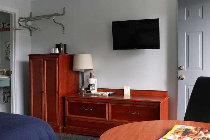 Room 43 of 66
