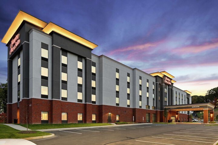 Hotel 4 of 89