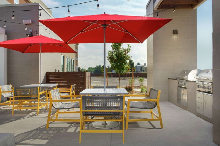 Terrace/Patio 26 of 27