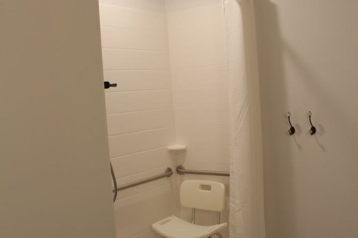 Room 14 of 35