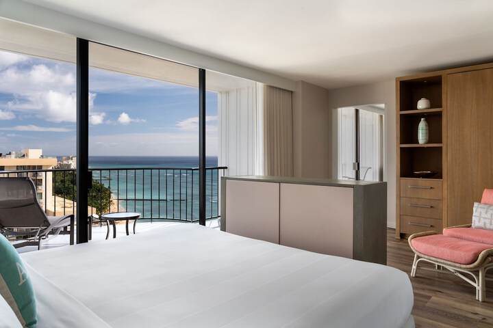 Waikiki Beach Marriott Resort & Spa