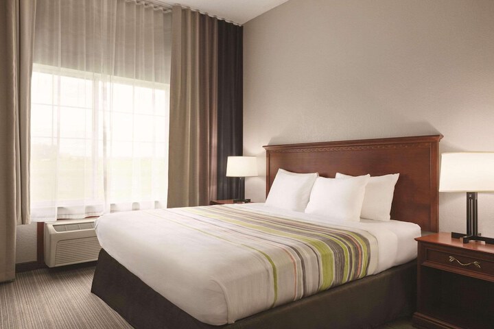 Room 15 of 29