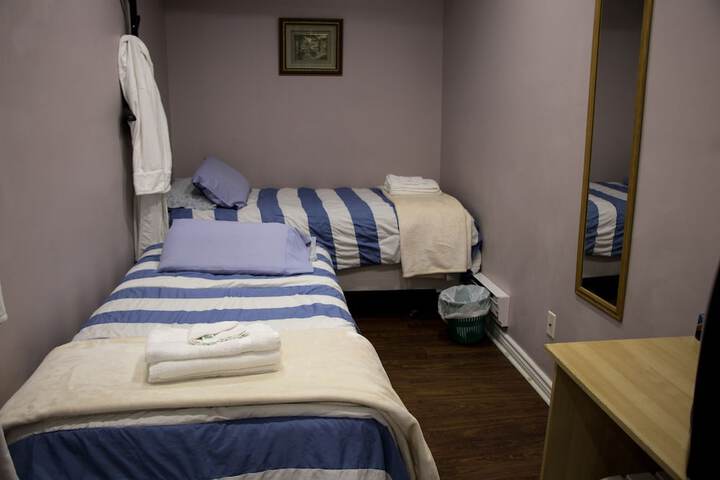 Room 20 of 73