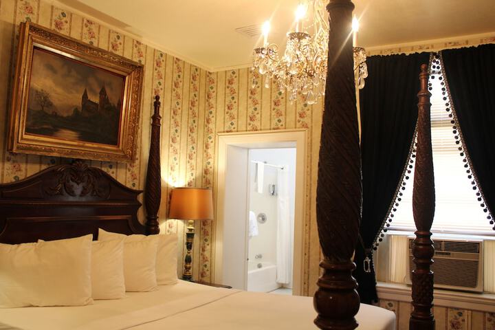 Room 44 of 52