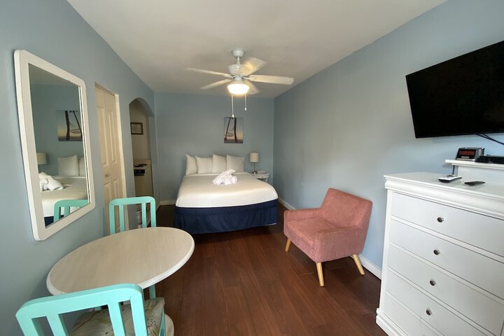 Room 19 of 51