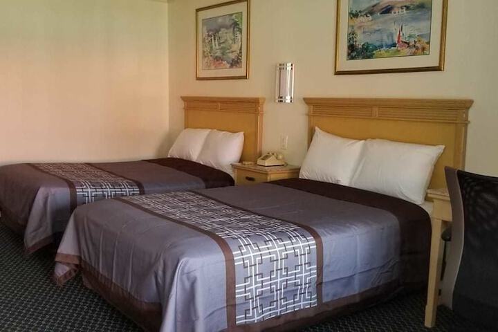 Room 9 of 14