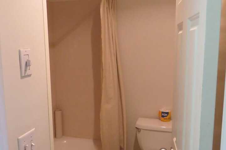 Room 35 of 39