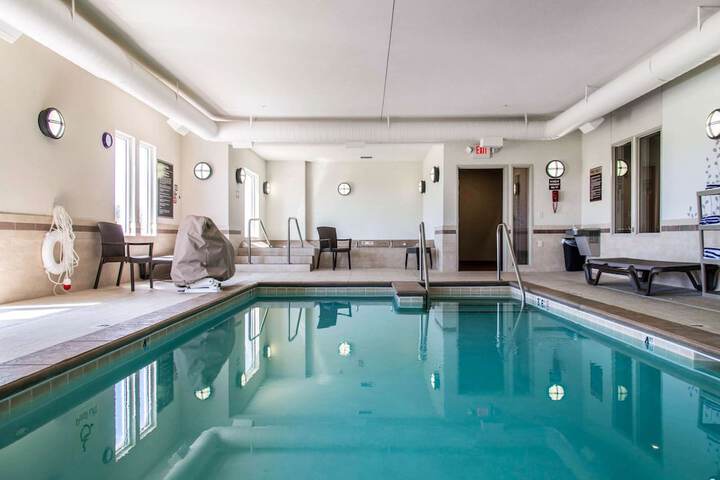 Pool 7 of 44