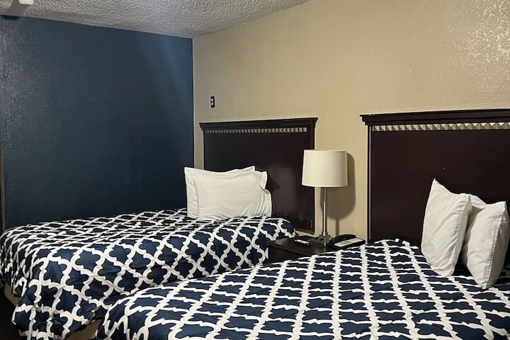 Triangle Inn Motel