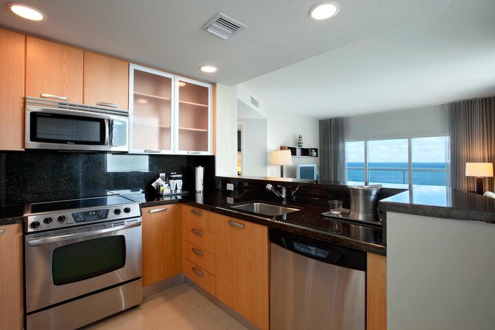 Beach House Fort Lauderdale a Hilton Resort