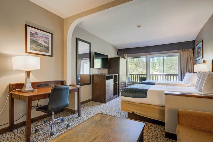 Whitefish Riverfront Hotel