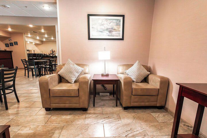 Cobblestone Inn & Suites – Big Lake