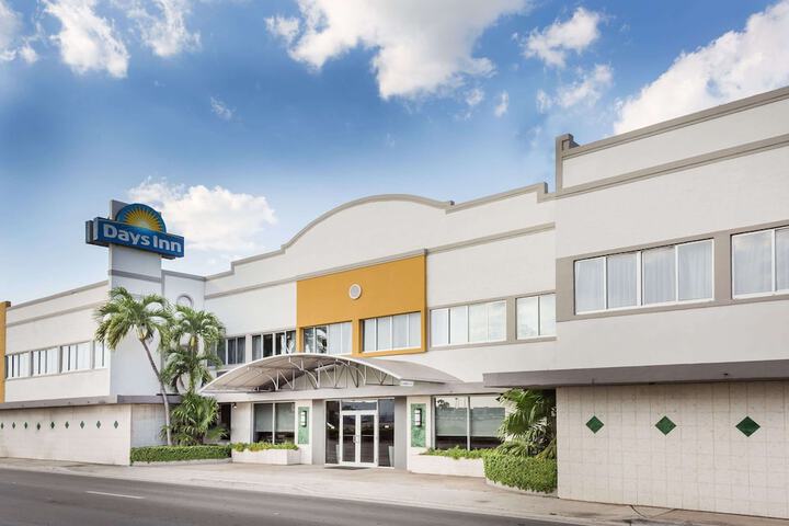 Hotel 4 of 42