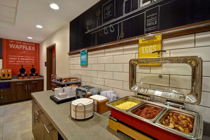 Breakfast/Coffee Service 44 of 50