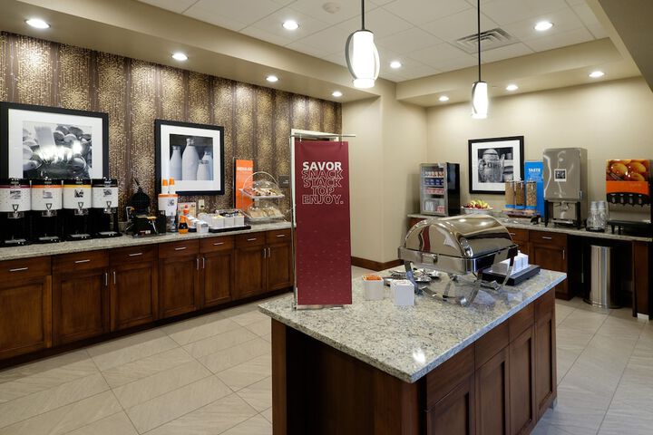 Hampton Inn Green Bay Downtown