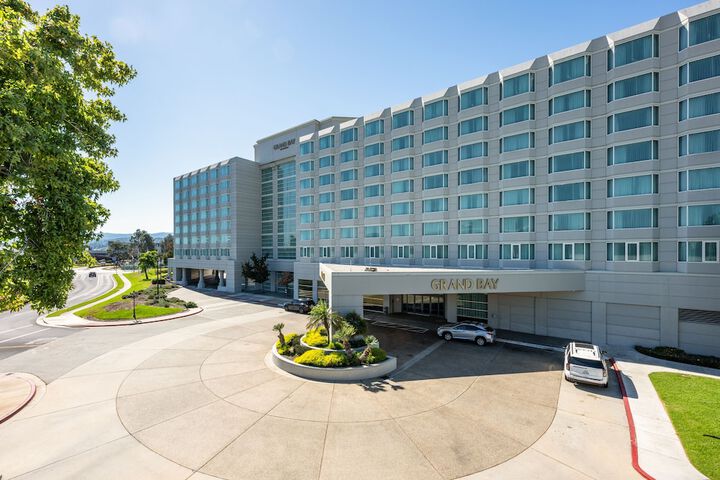 Hotel 8 of 196