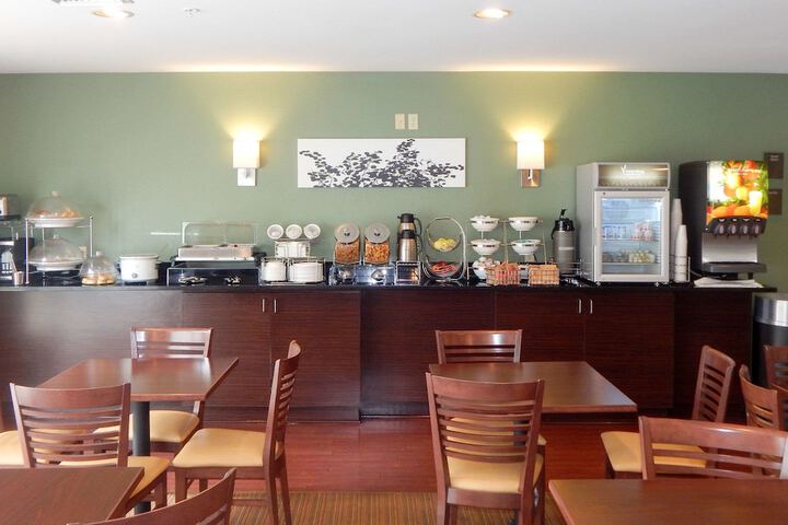 Sleep Inn & Suites Evergreen I-65
