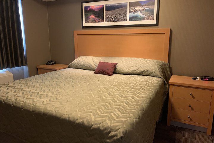 Room 30 of 35
