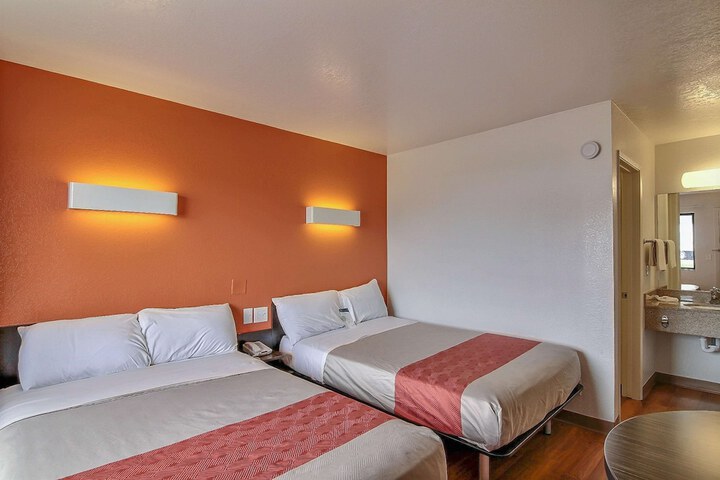 Motel 6 Buellton CA - Solvang Area